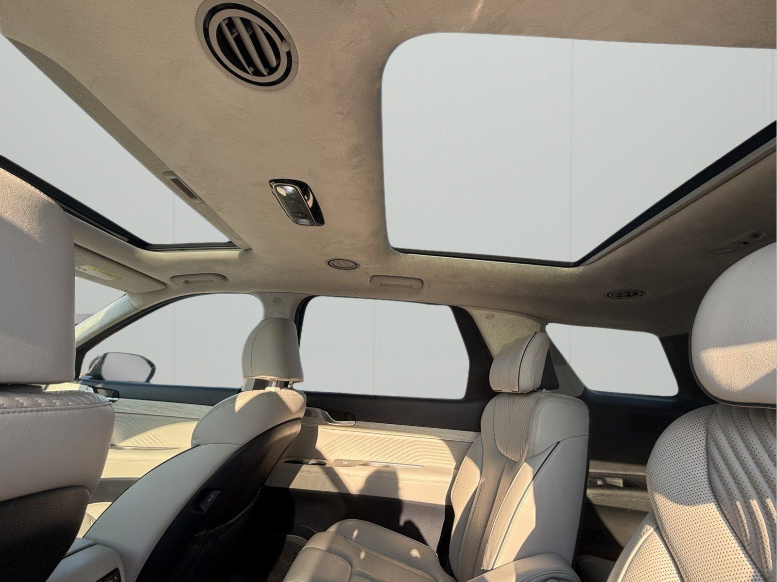 Used 2023 Hyundai Palisade Calligraphy AWD/4WD image 30
