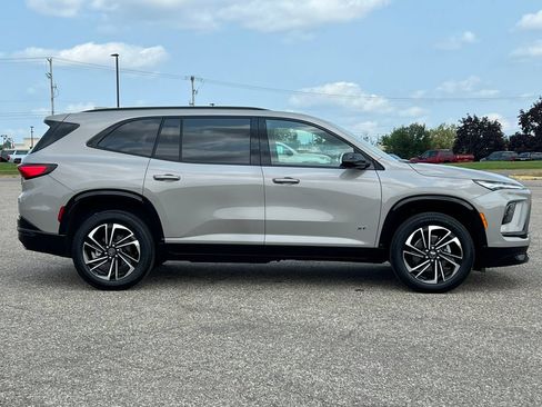 Used 2026 Buick Enclave Sport Touring w/ Power Package AWD/4WD image 53
