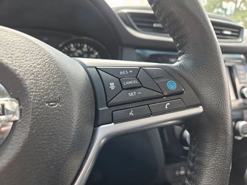Used 2020 Nissan Rogue SL w/ Premium Package AWD/4WD image 24