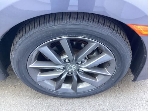 Used 2020 Honda Civic EX image 22