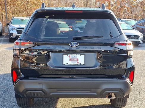 Certified 2025 Subaru Forester Premium image 6