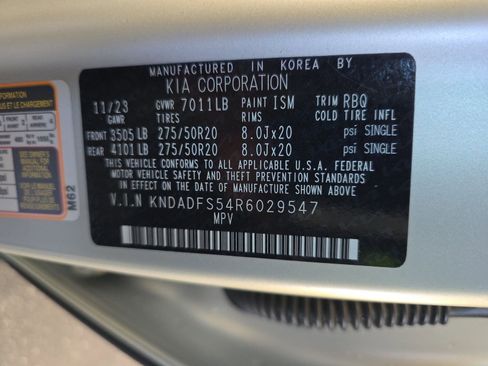 Used 2024 Kia EV9 Land image 15