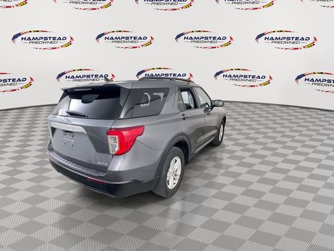 Used 2022 Ford Explorer XLT w/ Equipment Group 202A AWD/4WD image 8