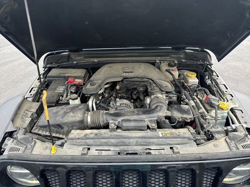 Used 2020 Jeep Wrangler Unlimited Sport S AWD/4WD image 16