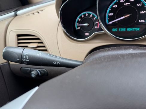 Used 2010 Chevrolet Malibu LS FWD image 10