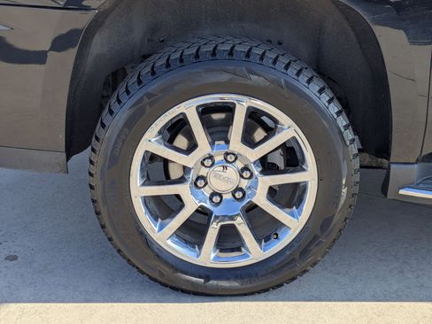 Used 2015 GMC Yukon XL Denali w/ Touring Package image 11