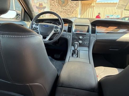Used 2015 Ford Taurus Limited FWD image 13