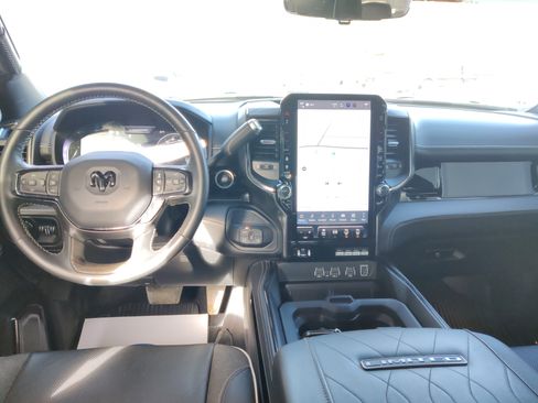 Used 2025 RAM 3500 Limited image 17