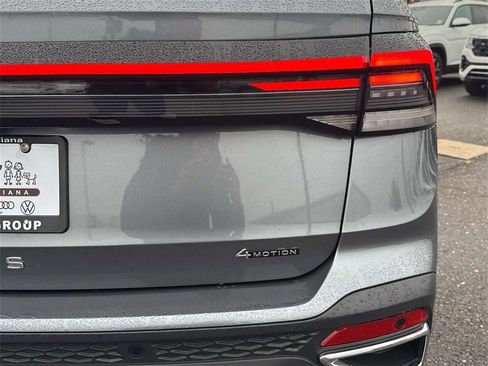 New 2026 Volkswagen Taos SEL AWD/4WD image 9