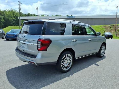 Certified 2024 Ford Expedition Limited AWD/4WD image 5