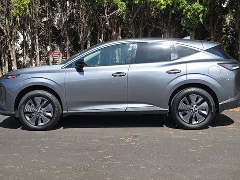 Used 2025 Nissan Murano SL AWD/4WD image 7