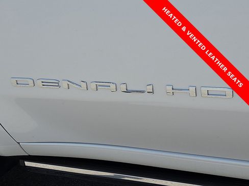 Used 2024 GMC Sierra 3500 Denali Ultimate AWD/4WD image 8