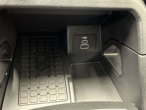 Used 2024 Ford Ranger XLT w/ FX4 Off-Road Package image 23