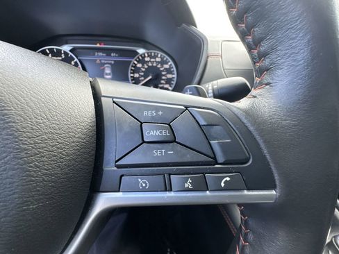 Used 2022 Nissan Altima 2.5 SR FWD image 21