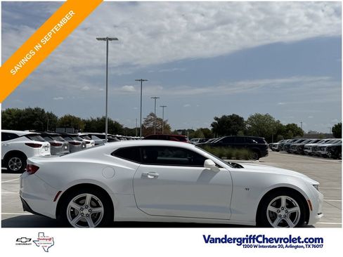 Used 2023 Chevrolet Camaro LT RWD image 3