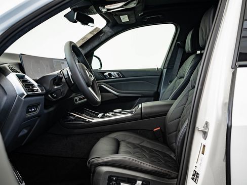 New 2026 BMW X7 xDrive40i w/ M Sport Package image 25
