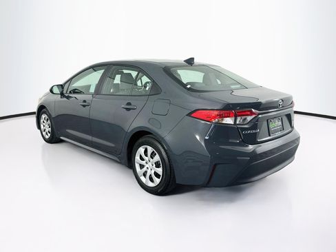 Used 2025 Toyota Corolla LE FWD image 5