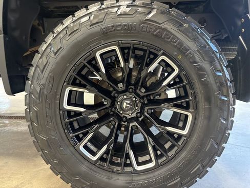 Used 2024 Chevrolet Silverado 1500 RST w/ Convenience Package II image 19