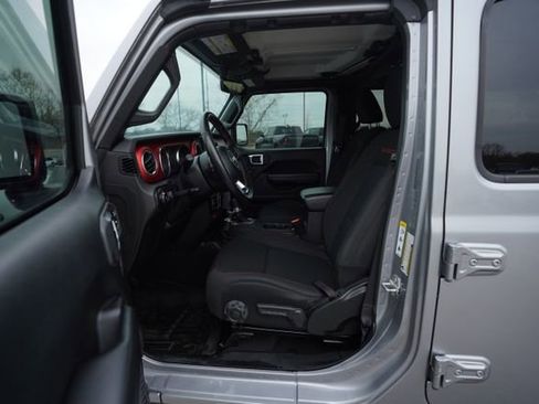 Used 2020 Jeep Wrangler Unlimited Rubicon AWD/4WD image 12