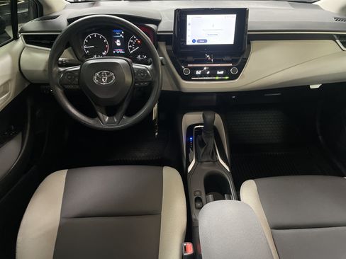 Used 2025 Toyota Corolla LE FWD image 27