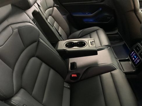 Used 2020 Porsche Taycan 4S w/ Premium Package AWD/4WD image 12