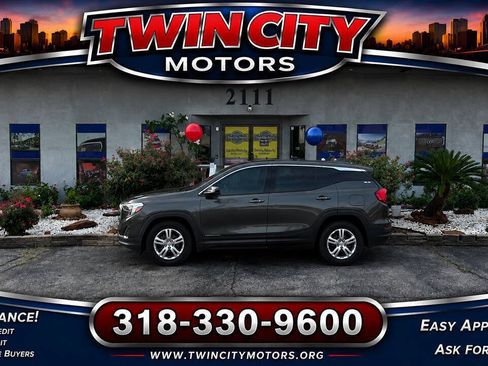 Used 2019 GMC Terrain SLE FWD image 2