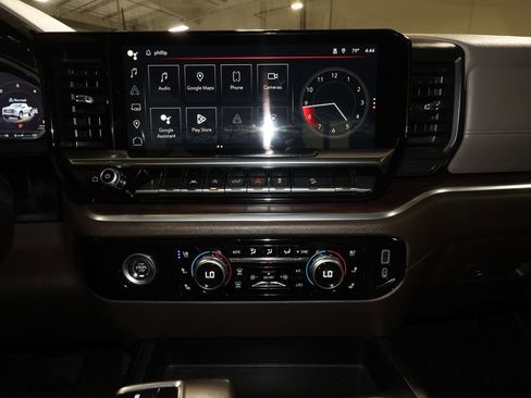 Used 2023 GMC Sierra 1500 SLT w/ SLT Premium Package image 18