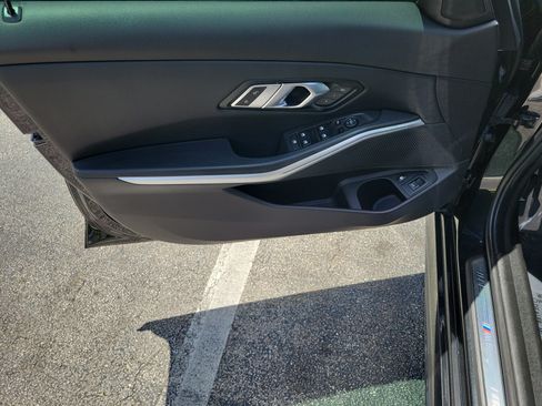 Used 2023 BMW 330e RWD image 22