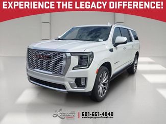 Used 2022 GMC Yukon XL Denali RWD video 1