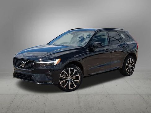 Used 2024 Volvo XC60 B5 Ultimate w/ Protection Package Premier AWD/4WD image 1