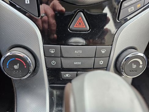 Used 2012 Chevrolet Cruze LTZ w/ RS Package image 18