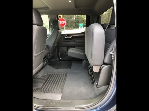 Used 2023 Chevrolet Silverado 1500 LT image 15