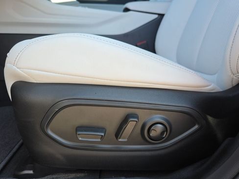 New 2026 Jeep Cherokee Limited AWD/4WD image 29