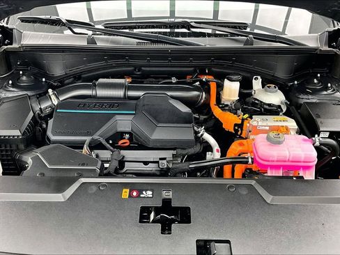 Used 2025 Hyundai Santa Fe Calligraphy image 10