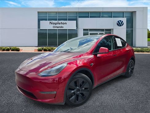 Used 2024 Tesla Model Y Long Range image 33