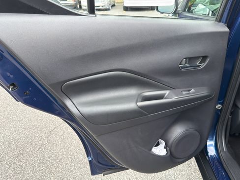 Used 2020 Nissan Kicks SR w/ SR Premium Package FWD image 20