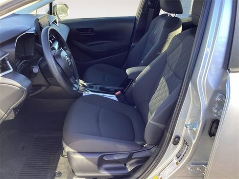 Certified 2022 Toyota Corolla LE w/ LE Premium Package image 9