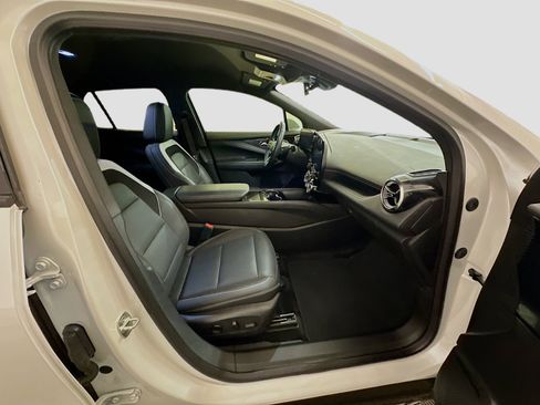 Used 2024 Chevrolet Blazer EV LT image 33