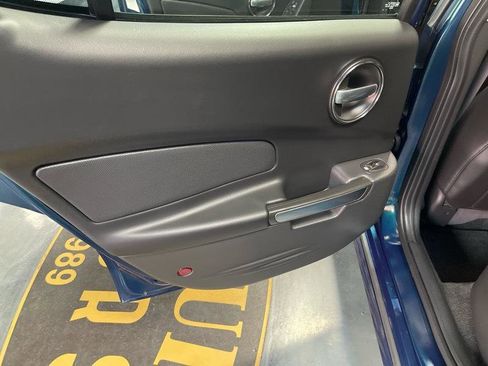 Used 2006 Pontiac Grand Prix GXP w/ Sun And Sound Package image 41