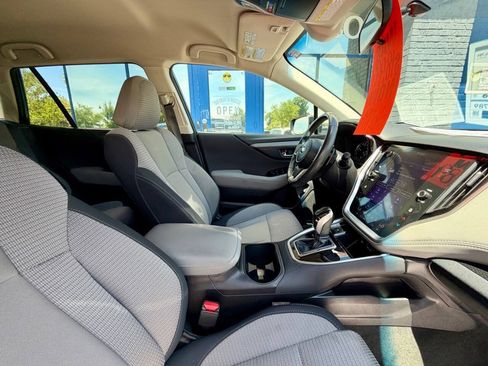 Used 2022 Subaru Outback Premium AWD/4WD image 31