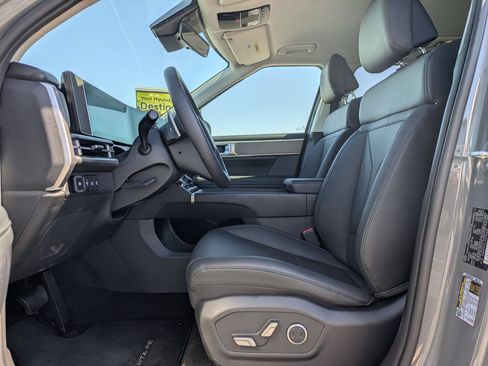 Certified 2025 Hyundai Santa Fe SEL FWD image 20