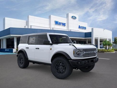 New 2026 Ford Bronco Badlands image 7