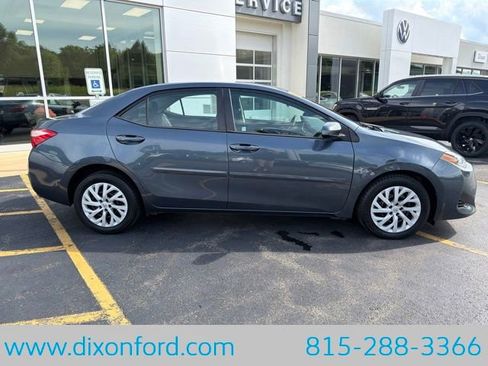 Used 2018 Toyota Corolla LE FWD image 9