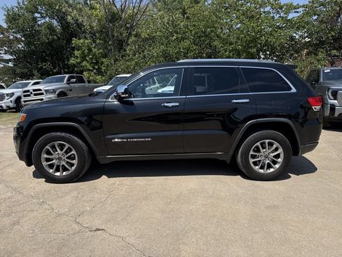 Used 2015 Jeep Grand Cherokee Limited w/ Luxury Group II RWD image 2