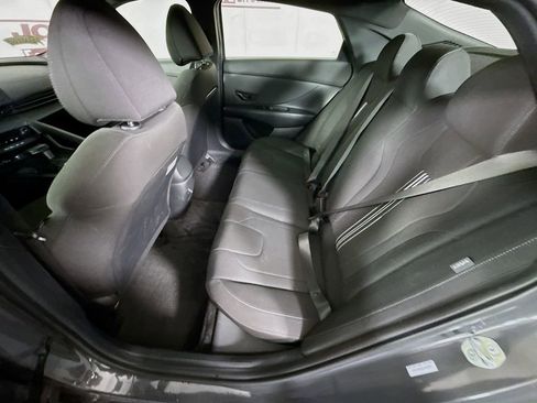 Certified 2025 Hyundai Elantra Sport FWD image 26