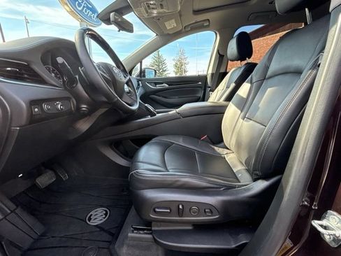 Used 2020 Buick Enclave Avenir w/ Avenir Technology Package AWD/4WD image 19