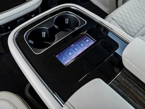 Used 2023 Lincoln Navigator L Black Label image 23