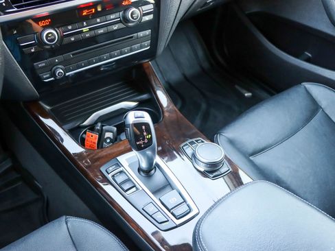 Used 2017 BMW X3 xDrive28i image 40