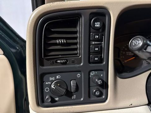 Used 2003 Chevrolet Tahoe LT AWD/4WD image 9