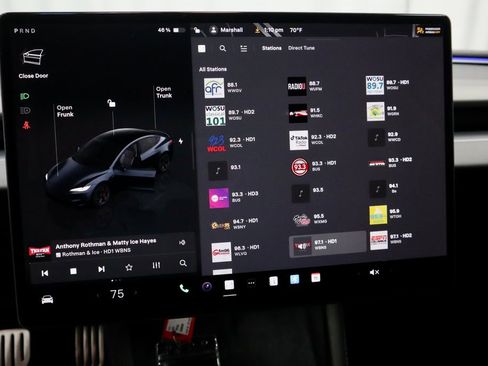 Used 2024 Tesla Model 3 Performance image 3